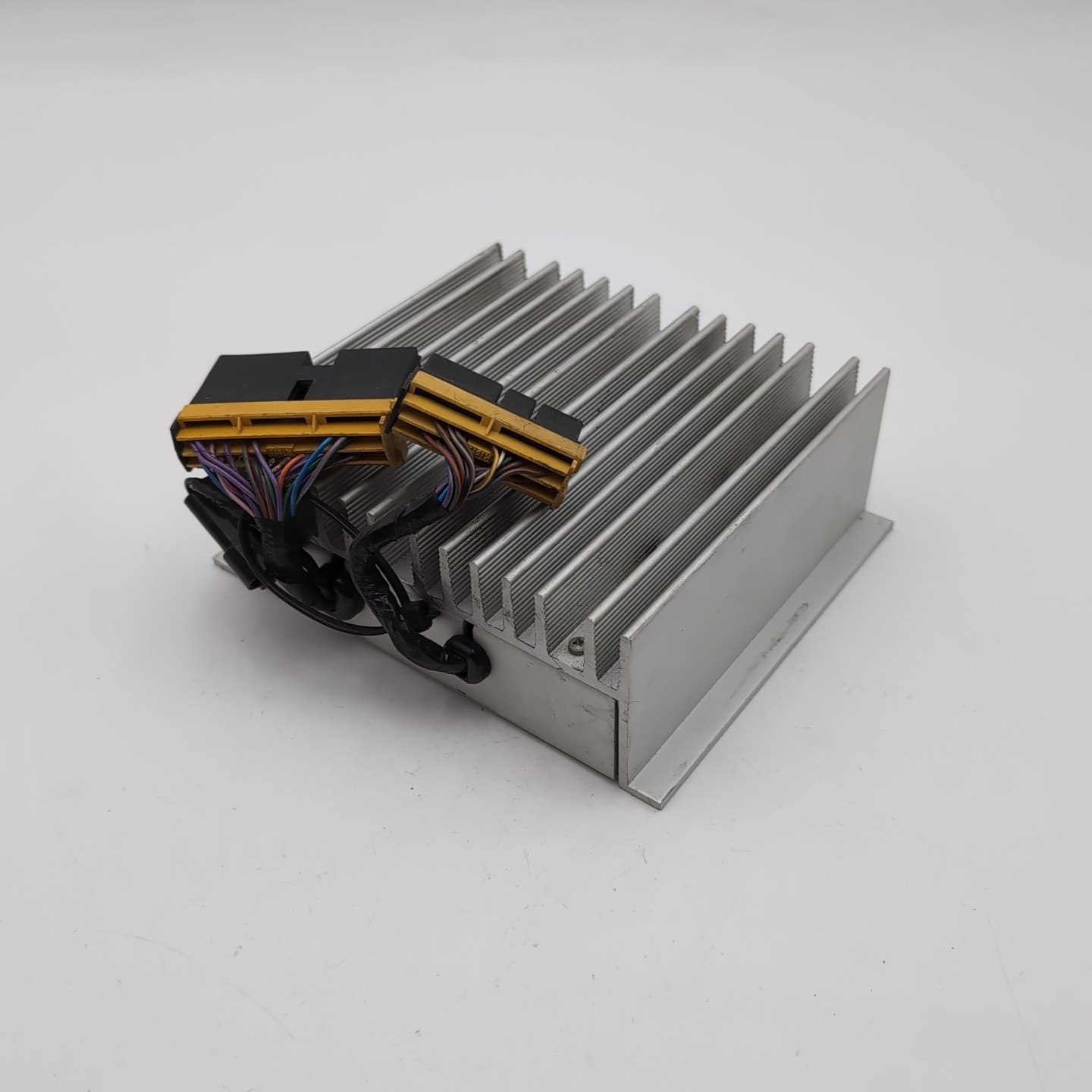 1990 Bentley Rolls Royce Silver Spur II Variable Ride Control Module UD71070
