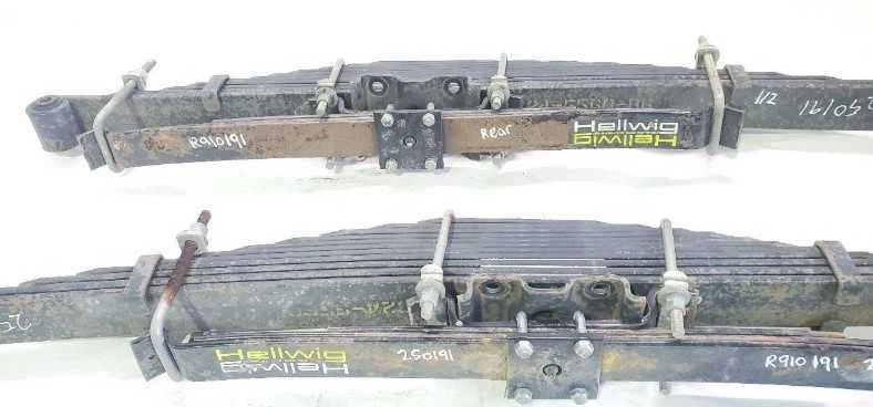 Par de molas traseiras de folha 2017 2018 2019 Ford E350 E450 SD OEM 6.8 AT Dually - Imagem 3 de 4