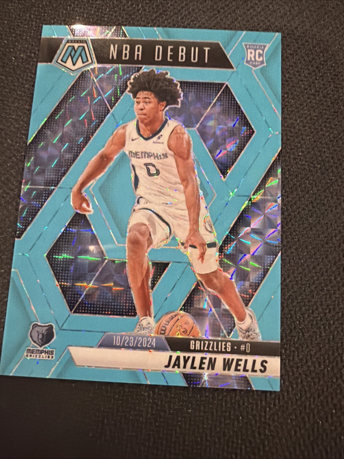 2024-25 Mosaic NBA Debut Blue Fluorescent Mosaic #260 Jaylen Wells (RC) /75