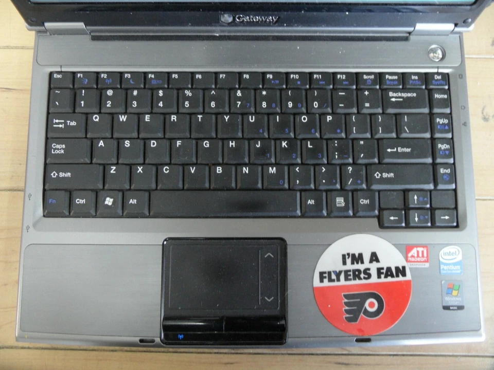 Ноутбук Gateway W340UI на запчасти Bios без жесткого диска слегка тусклый экран - Изображение 3 из 4