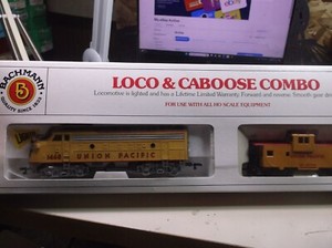 HO Train Engine 1468 and Caboose. Union Pacific. Bachmann Original Box