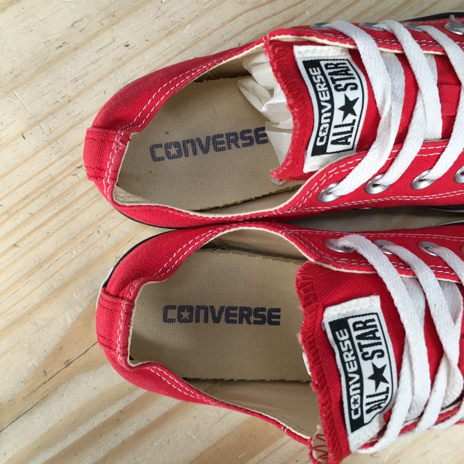 Converse Chuck Taylor All Star Shoes Mens 6 Womens 8 Low Top Sneakers M9696 Red thumbnail 14