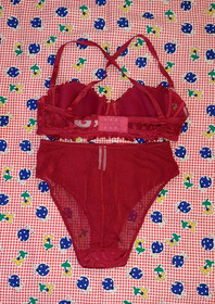 Women's La Perla Bra & Panties Set US 34B/8 made in Italy NWOT's Cranberry