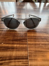 Oakley Latch Matte Smoke Grey w/Prizim Black Lens