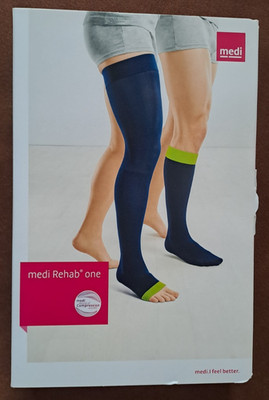 2 Stück Kompressionsstrümpfe AG KKL 1 medi Rehab one  lime/blueSPGr.III Haftrand