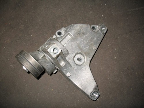 Original Audi A1 8X Halter Klimakompressor mit Spannrolle A7942 03f260885