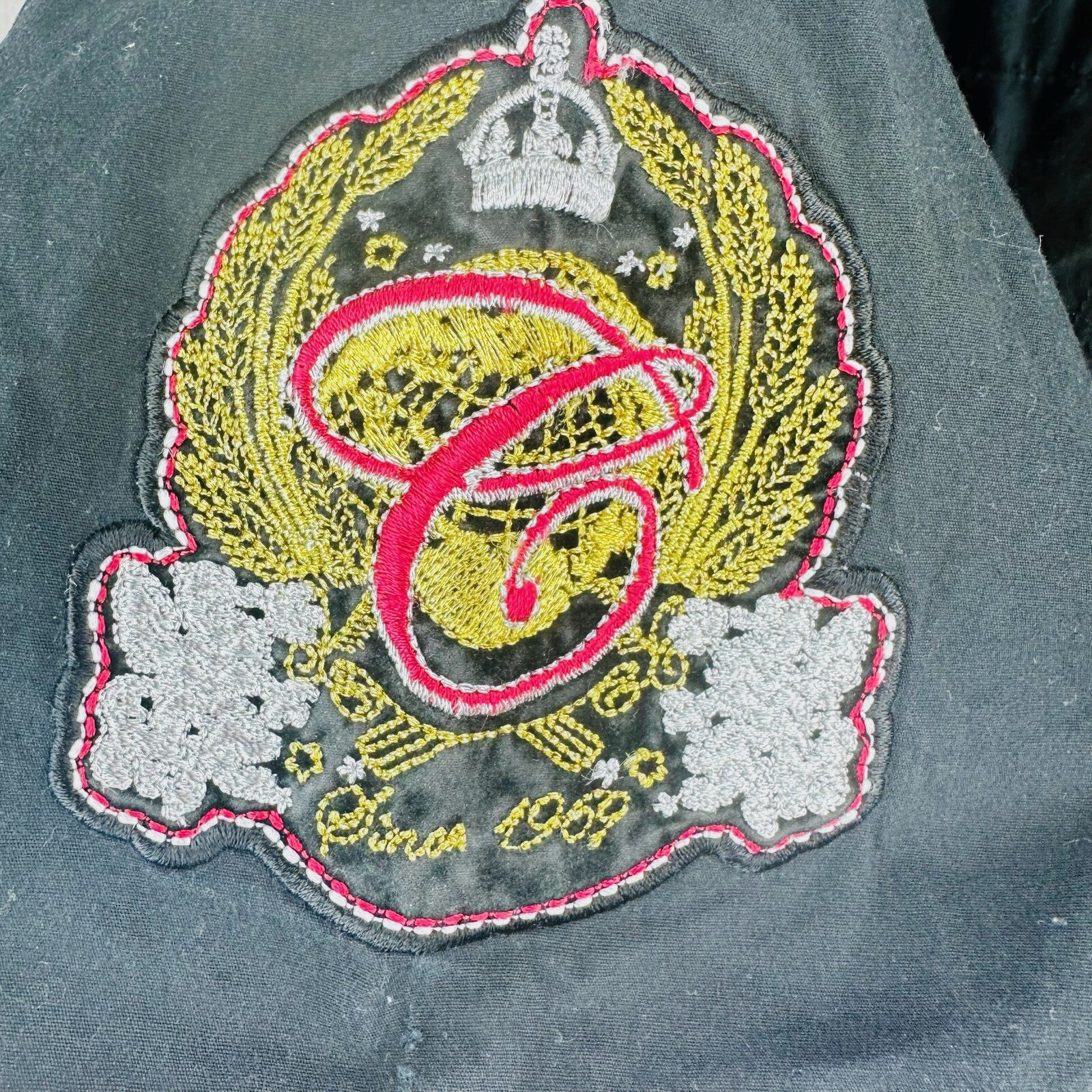 Picture 3 of 18
