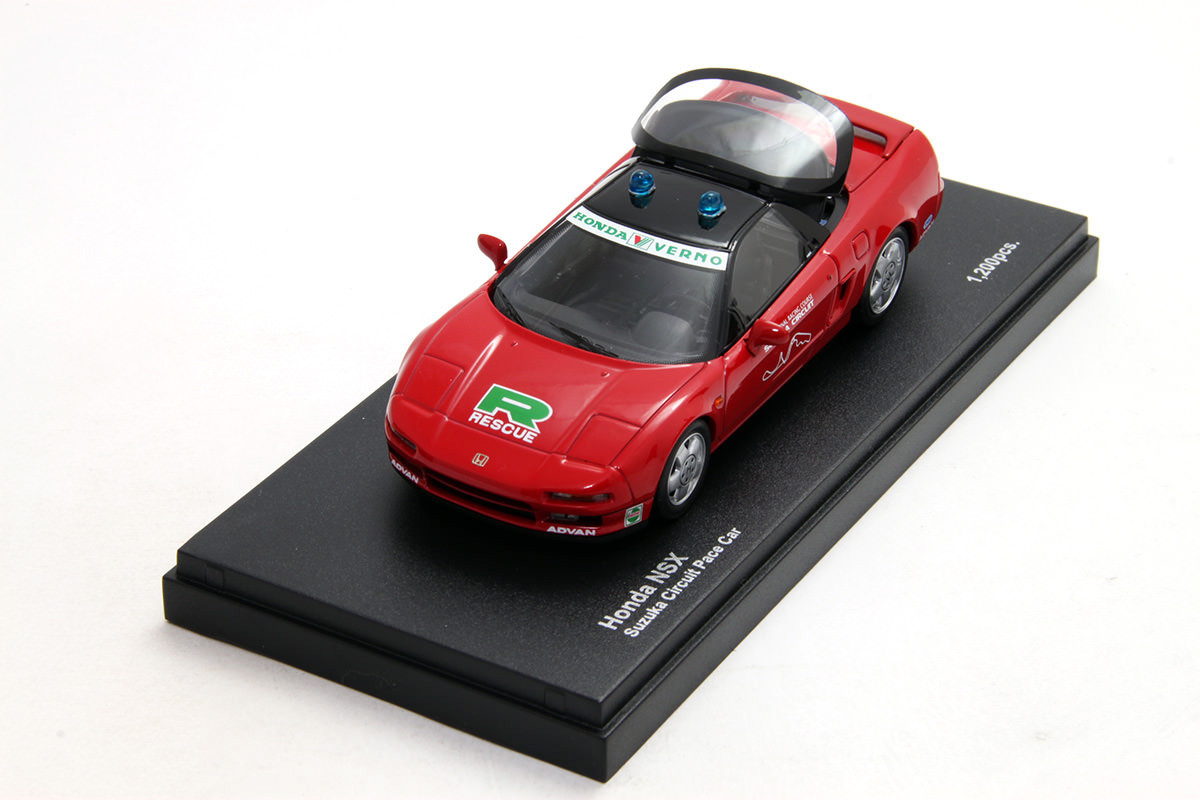ミニカー Yuuuu 1/42 YUTONG U12 City Bus Diecast Model Toy Car Friends Gifts