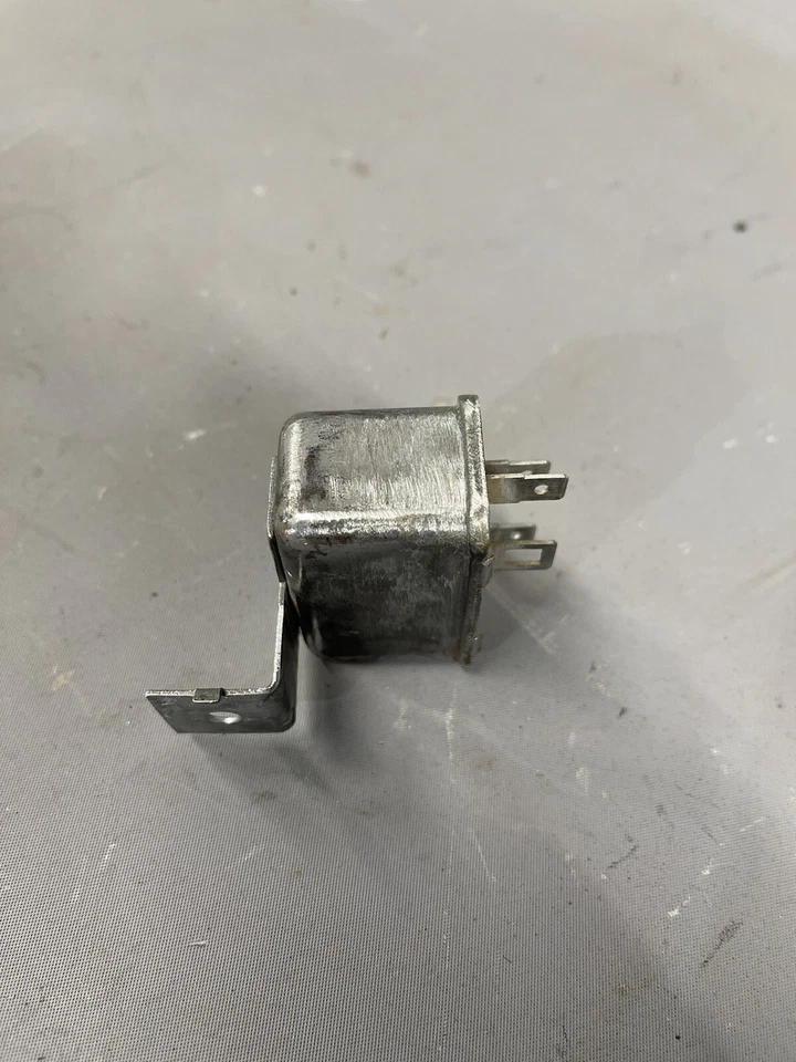 Corvette Chevelle Camaro Firebird 1971-1973 aspiradora relé de retardo de chispa avanzado fabricante de equipos originales Foto 3 de 4