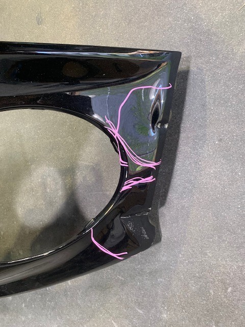 Bentley Bentayga left fender  2020-2023