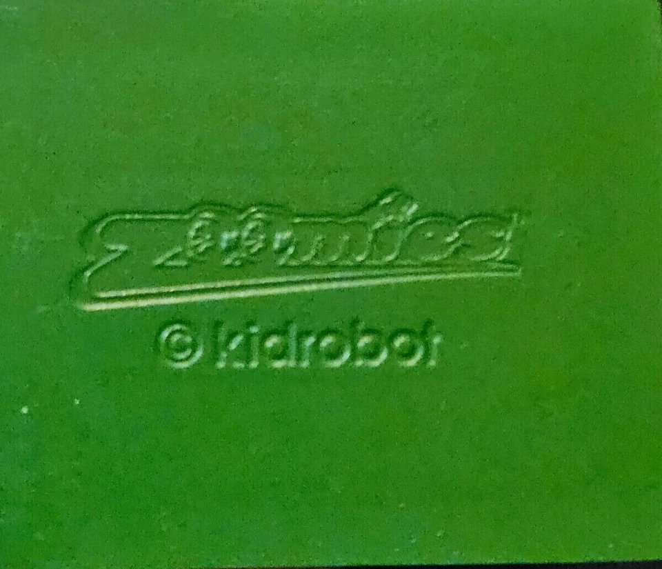 Kid robot Zoomies Jackson Da happy pumps 2008 in box 1/20 Artist Paul Budnitz - Image 3 of 4