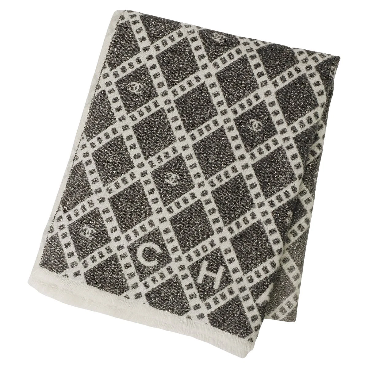 Chanel — 2024AW Limited CHANEL Large Reversible Gradation Argyle Coco Mark lame Noir ...