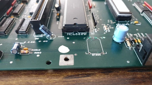 Amiga 2000 Motherboard Rev 6.4 + Agnus 8375 + Denise 8373R4 + Kickstart 3.1