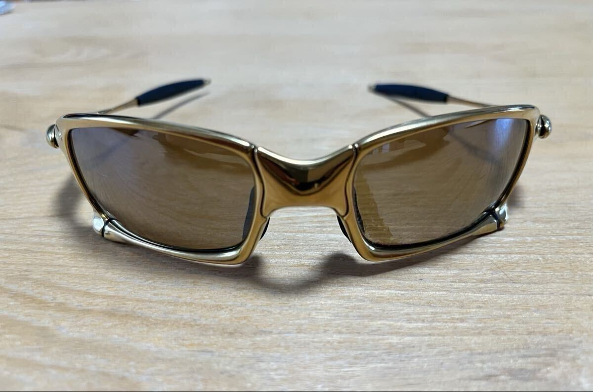 最終SALE OAKLEYサングラス 36万円超の即完売したサングラス、オークリー「Mars X-Metal Leather