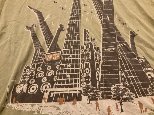 Vintage Tell The People Turn It Up Guitar City Buildings Musical T Shirt Medium - Picture 2 of 3