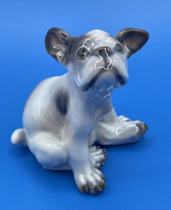 DAHL JENSEN DENMARK PORCELAIN DOG FIGURINE OF A FRENCH BULLDOG, MODEL 1098