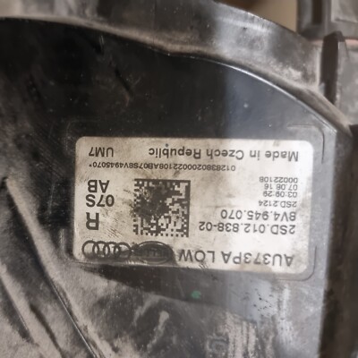 AUDI A3 8V 2018 REAR RIGHT DRIVER OUTER LIGHT (SCRATCHES)  8V4945070 OSR