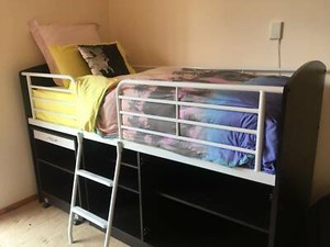 metal cabin bed