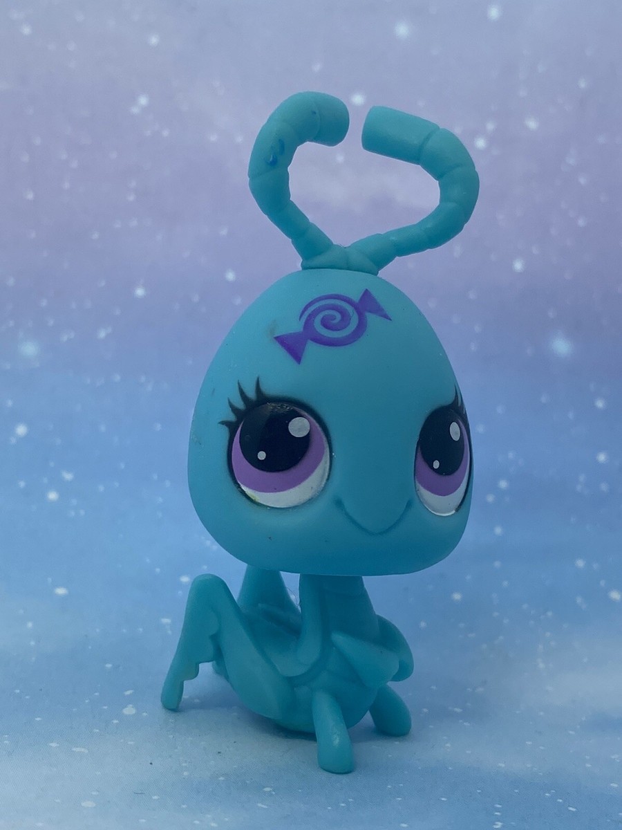 Littlest Pet Shop Authentic # 3319 Teal Blue Blind Bag Grasshopper