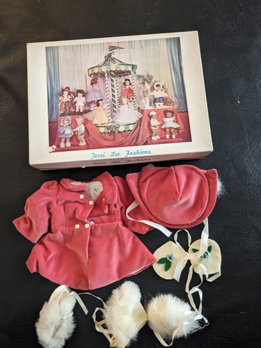 Manteau en velours côtelé crème pour poupée de 18 pouces - France
