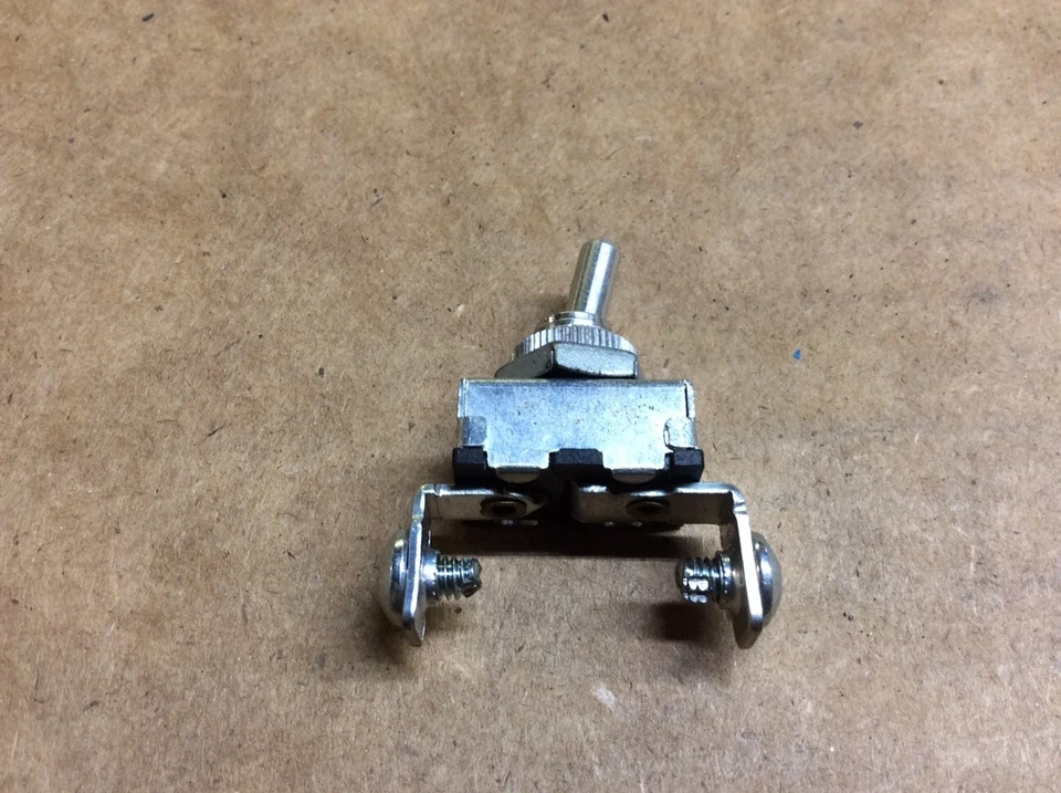 Nuevo interruptor atenuador de faros E-Tron DS118 Foto 3 de 4