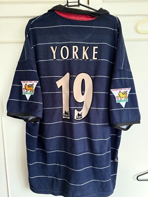 ウェア Manchester United 1999/2000 Away Uniform MANCHESTER UNITED 1999 2000 AWAY FOOTBALL SHIRT SOCCER