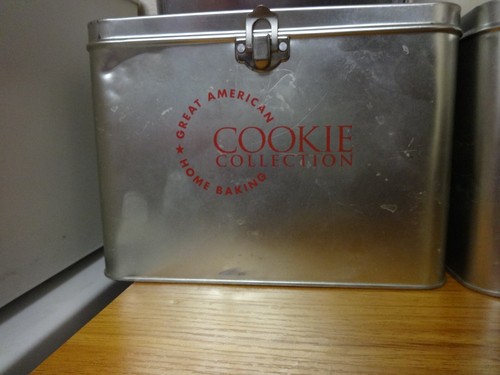 Great American Home Baking Cookie Collection Tins 540 Recipes Cutters Plus Free - Picture 4 of 5