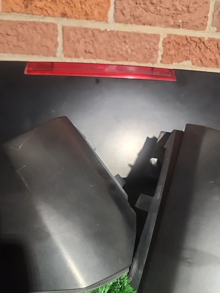 Alerón de puerta levadiza trasera Honda Odyssey 2011-17 tercera luz de freno OEM Foto 4 de 4