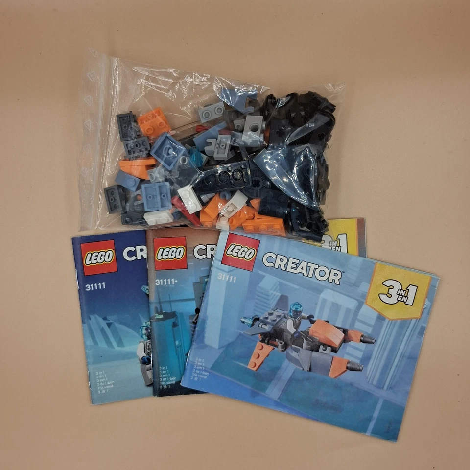 LEGO Creator 31111 Cyber Drone, Foto 1 von 4