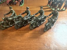 BRITAINS TOY SOLDIERS SET 1791   ROYAL CORPS OF SIGNALS DISPATCH RIDERS