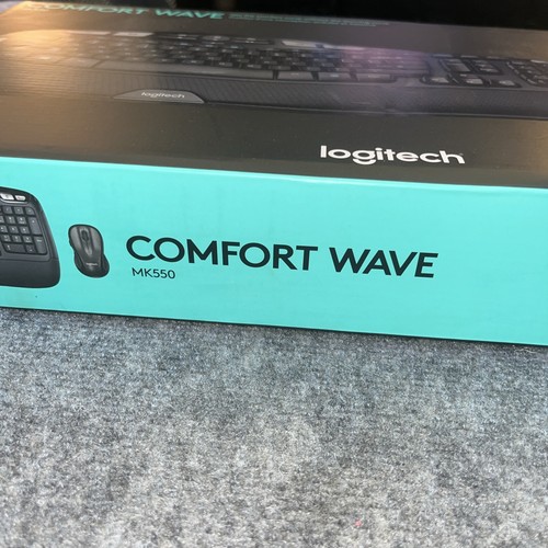 Logitech MK550 Comfort Wave Bezprzewodowa klawiatura i mysz Combo - czarny klucz sprzętowy w tym - Zdjęcie 3 z 7