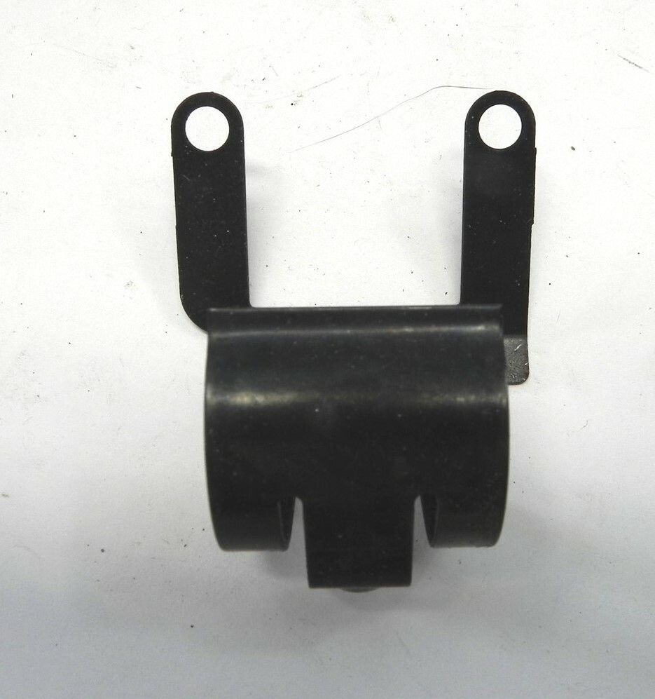 GM FUEL LINE CLIPS, UNCERTAIN VEHICLE APPLICATIONS, NOS, OEM, GM