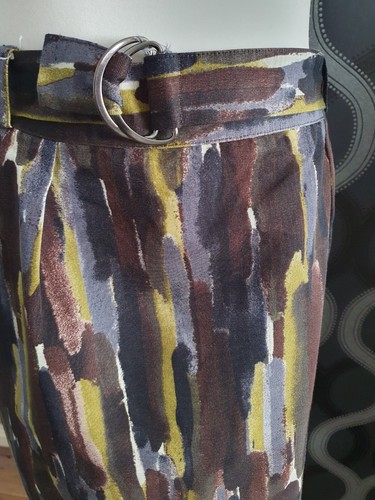 M&S Black Brown Olive & Grey Abstract Fully Lined Skirt Size 20 - Picture 3 of 3