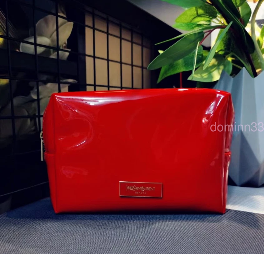 Red 'Loulou Small' bag Saint Laurent - GenesinlifeShops Spain - Полотенце Yves  Saint Laurent