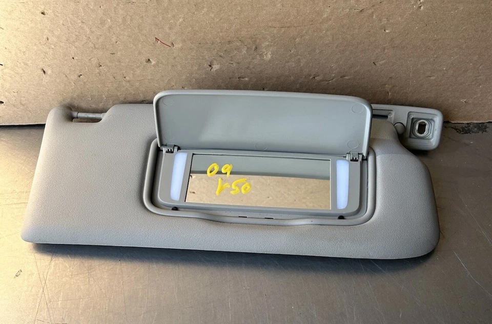 ✅Parasol gris iluminado Volvo V50 Rh 2007-2011 pasajero #1107 Foto 4 de 4