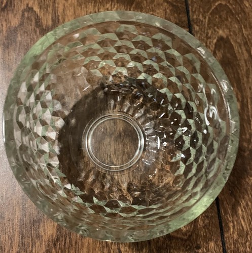 Vintage Jeanette Clear Diamond Cut Lidded Apple Candy Dish - Picture 4 of 6
