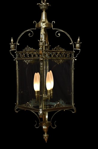 Large Pair of 18th-Century Style Hall Lanterns | Timeless Elegance - 第 7/8 張圖片