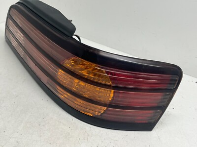 JDM TOYOTA COROLLA LEVIN BZ-R AE111 RIGHT SIDE TAIL LIGHT KOITO