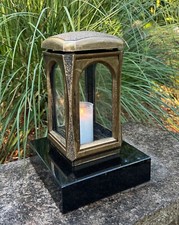 Grablaterne  Sockel Grablampe  Grableuchte Grablicht  Granit Schwarz Gold Silber