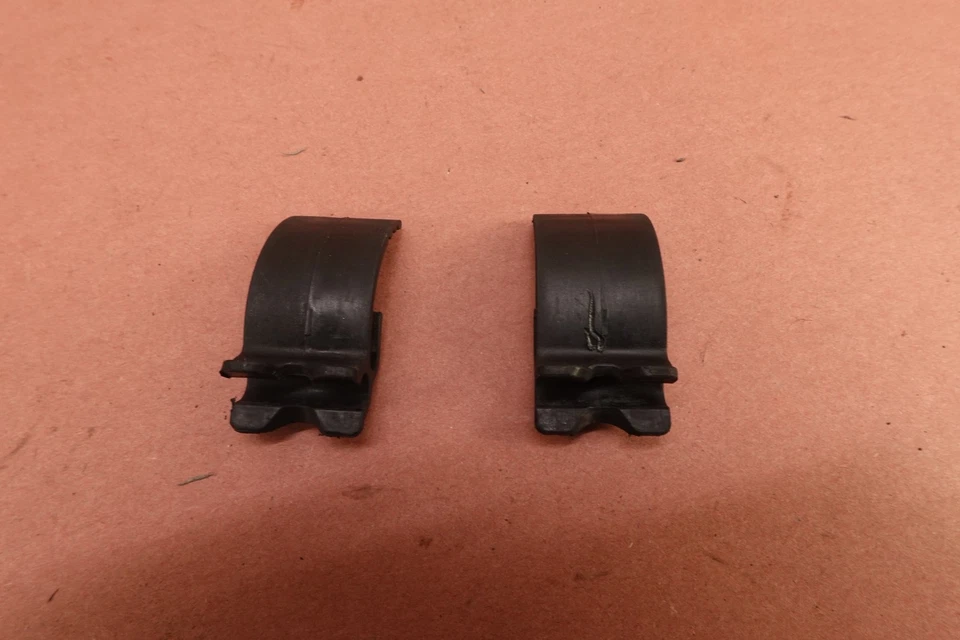 2007-2012 Harley Davidson Sportster 1200 XL1200L Side Cover Clips - Image 4 of 4