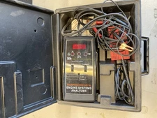 KAL 2800 Engine Systems Analyzer Microprocessor Digital Equipment In Case