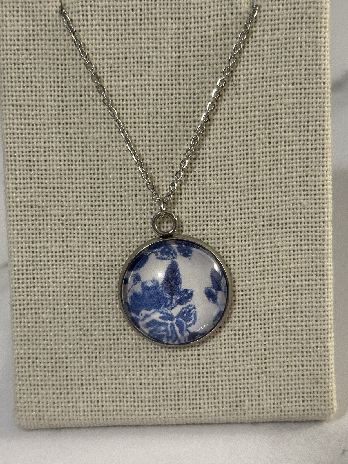 Silver Tone Blue & White Round Floral Charm Pendant Necklace w/ Cable Chain - second product detail image