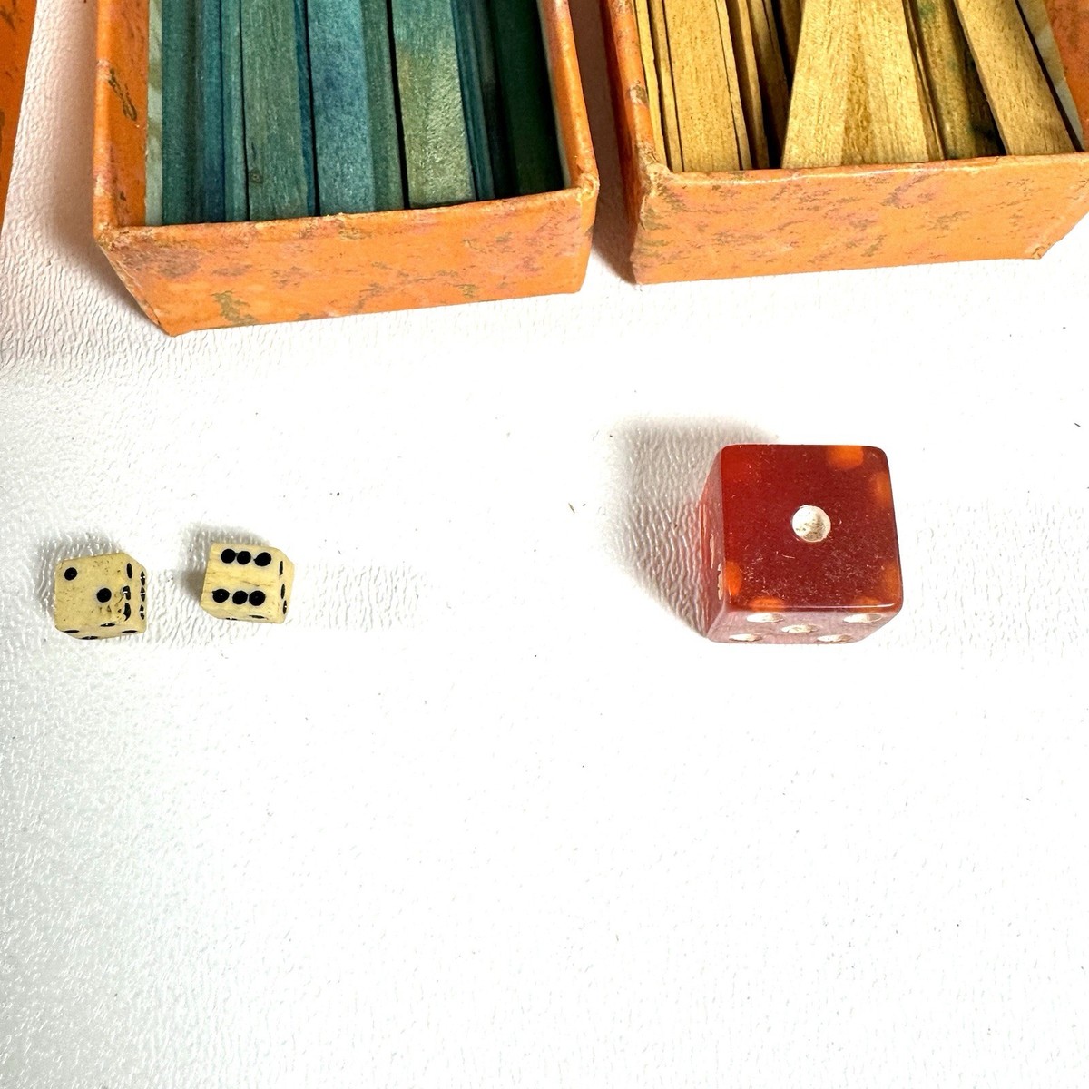 Antique 1923 Milton Bradley Mahjong Set - Tiles Dice Scoring  display picture 1