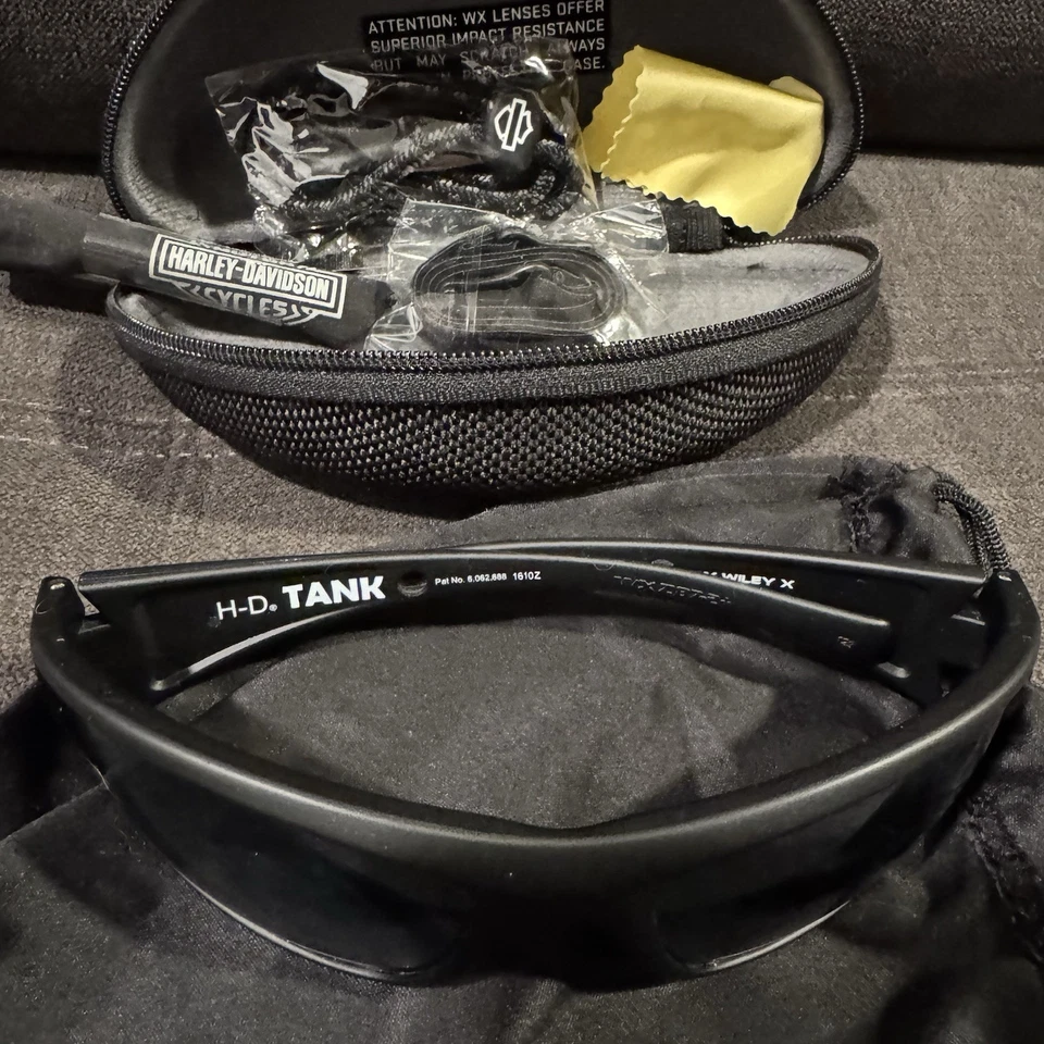 Gafas de sol Harley-Davidson Wiley-X HD sin mangas lentes negras con estuche Foto 3 de 4