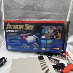 Console Nintendo NES Action Set Boxata Ottime Condizioni