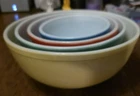 Set Of Four Vintage Pyrex Nesting Bowls