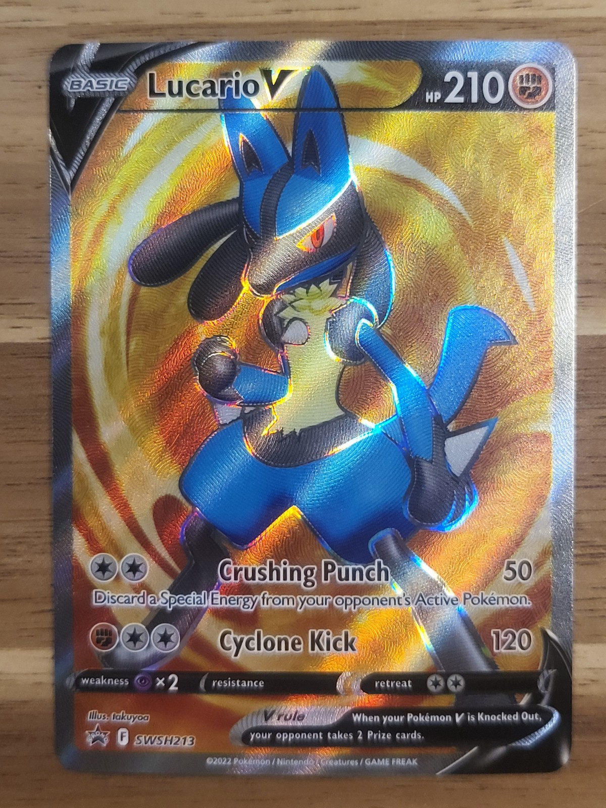 Pokemon TCG - SWSH - Black Star Promo - Lucario V SWSH213 - Promo Holo - NM