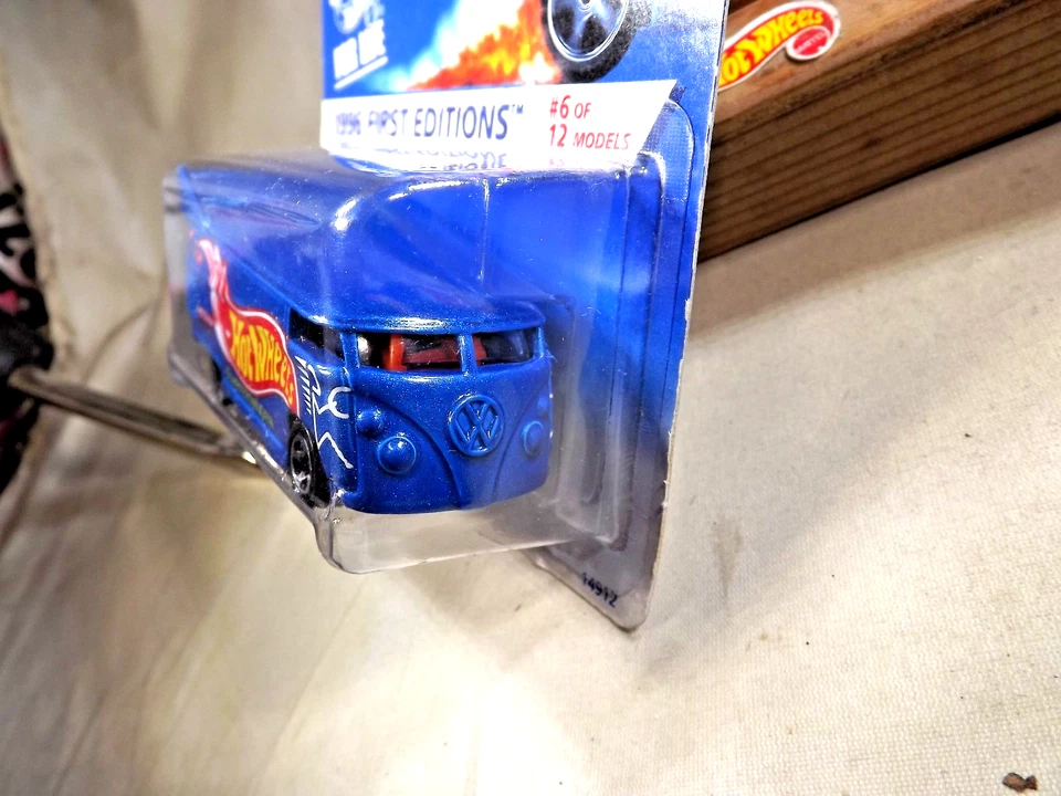 1996 Hot Wheels #372 First Edition 6/12 VW BUS Blue w/Black Drag Wheel-Chrome5Sp - Image 4 of 4