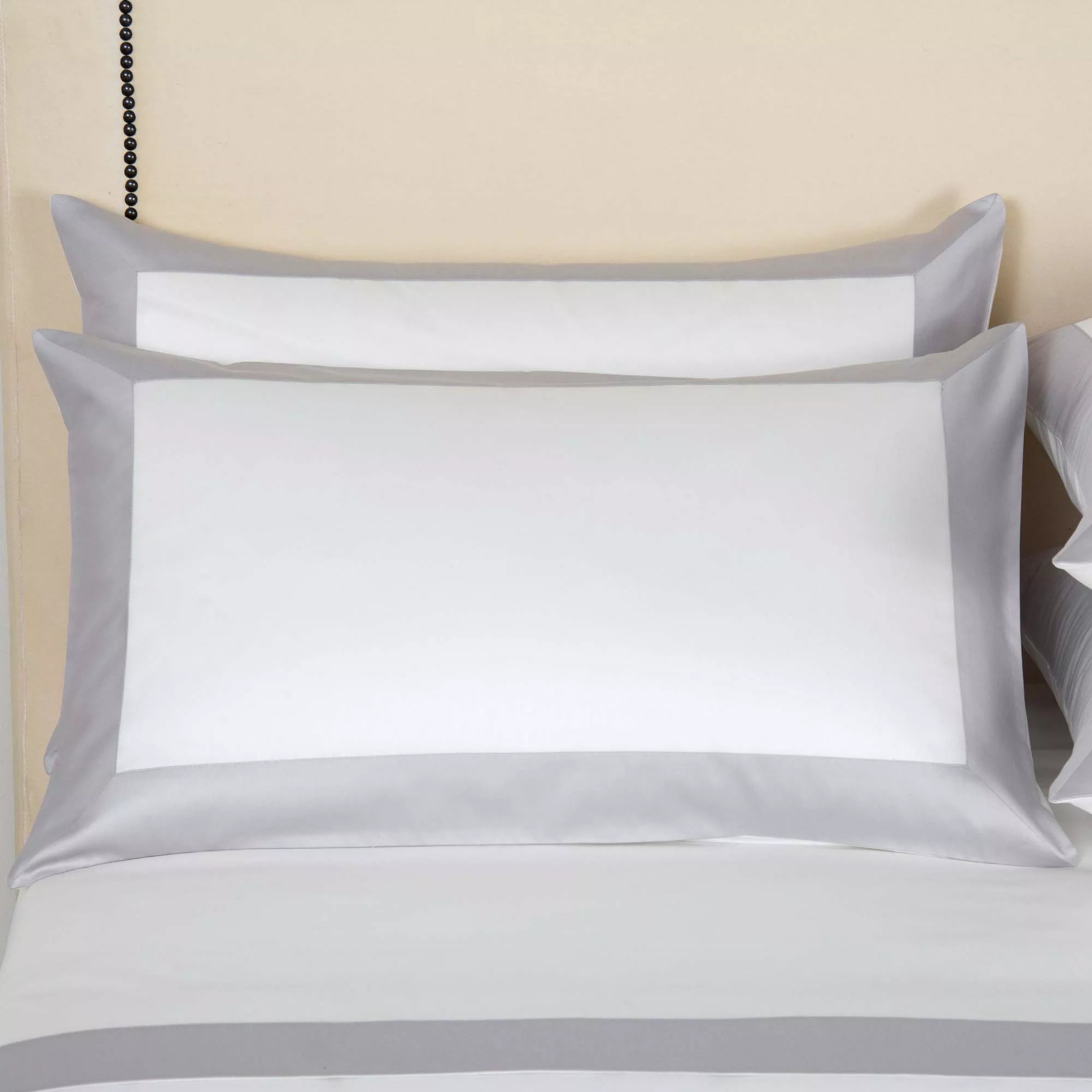 210+tax FRETTE BOLD SATEEN 1 EURO SHAM PILLOWCASE MILK GRAY SILVER
