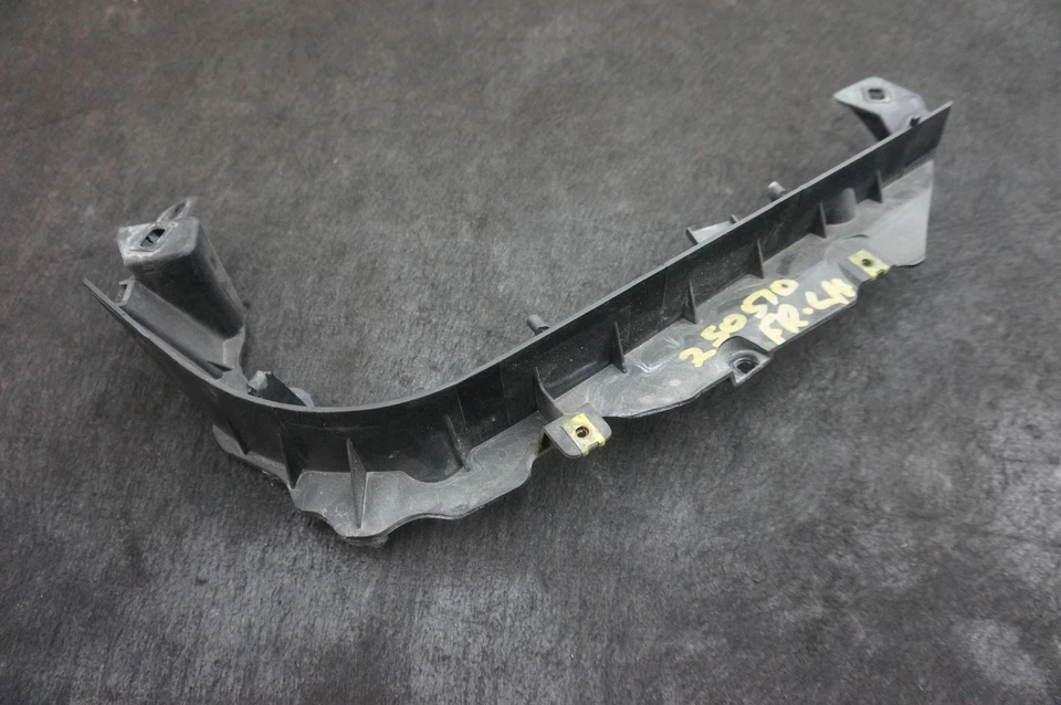 Juego de 3 molduras de montaje de soporte de capó delantero 97057241502 Porsche Panamera GTS 10-16 Foto 4 de 4